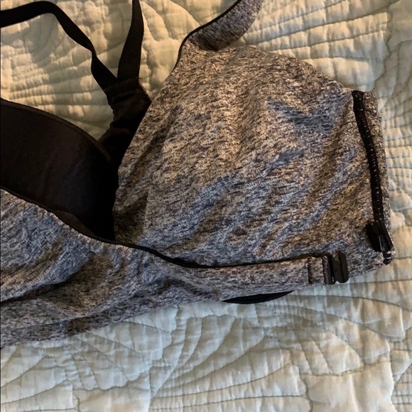 Victor’s secret strapless M sports 34D bra bundle - Picture 6 of 12